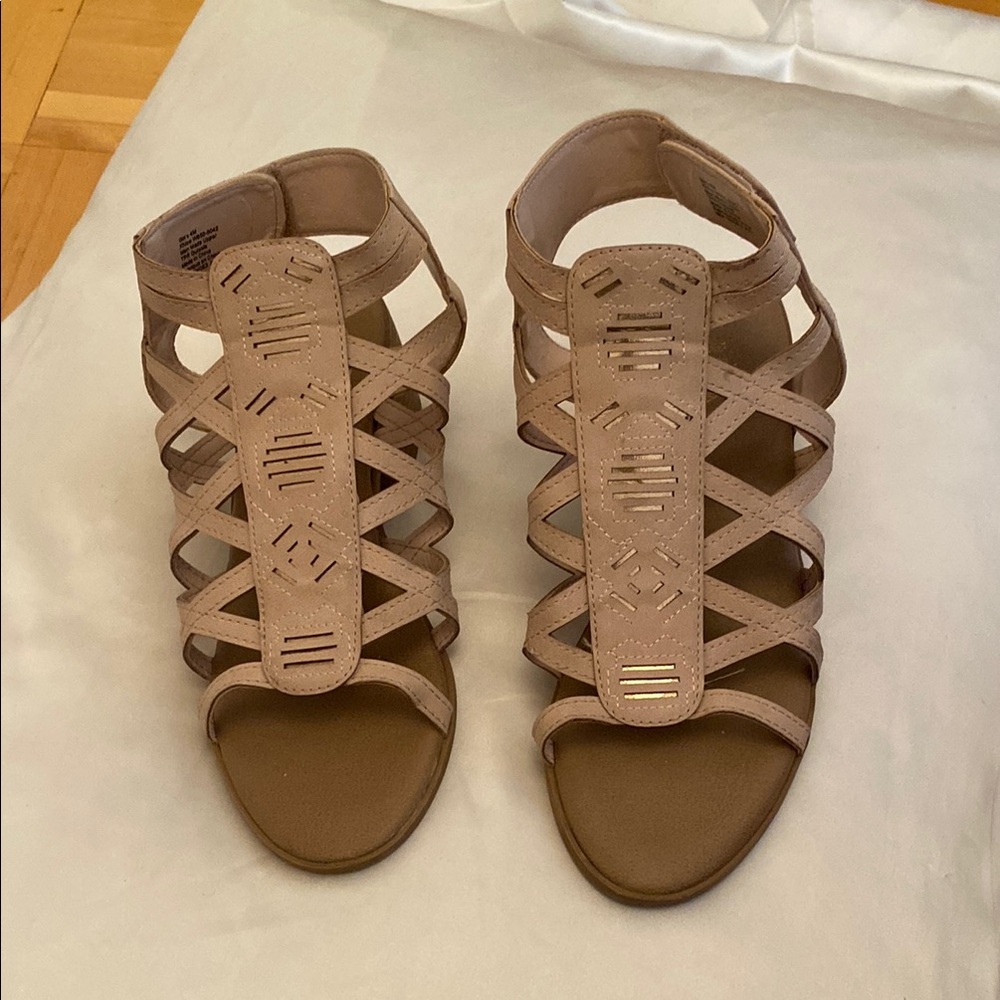 Women's Tan Sandals